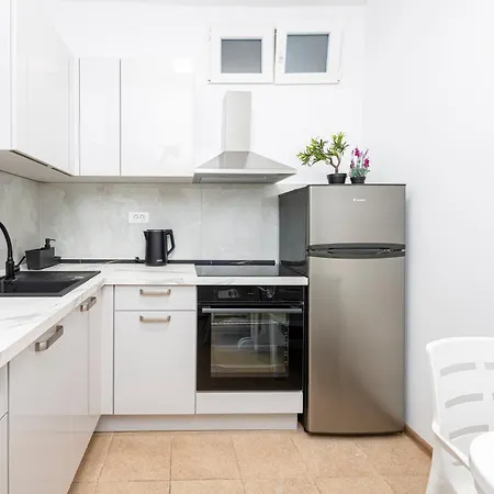 Apartment Vera *