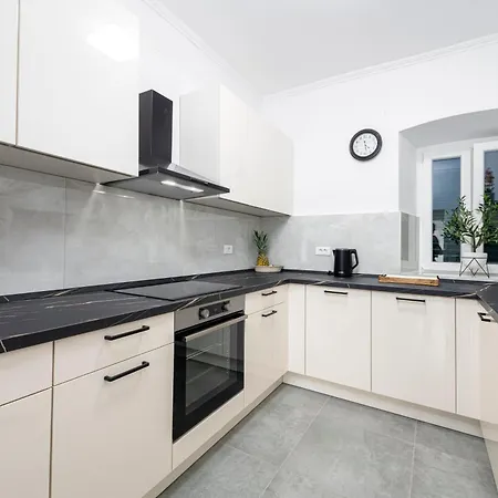 Vera Apartment *