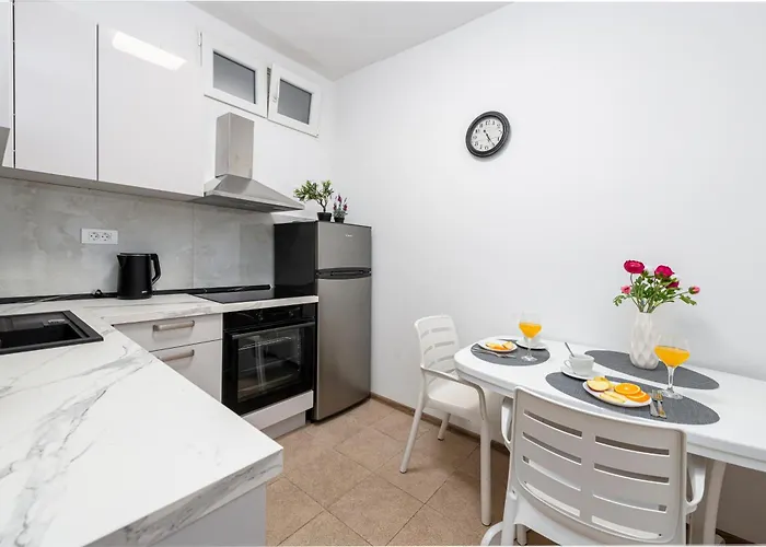 Vera دوبروفينك