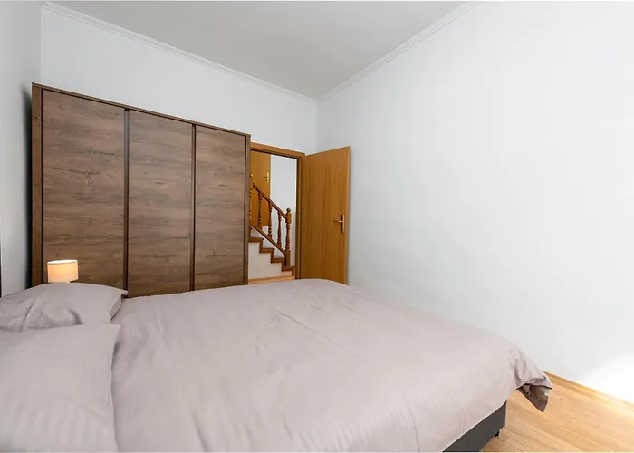 Vera Ντουμπρόβνικ