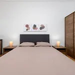 Vera Apartment *