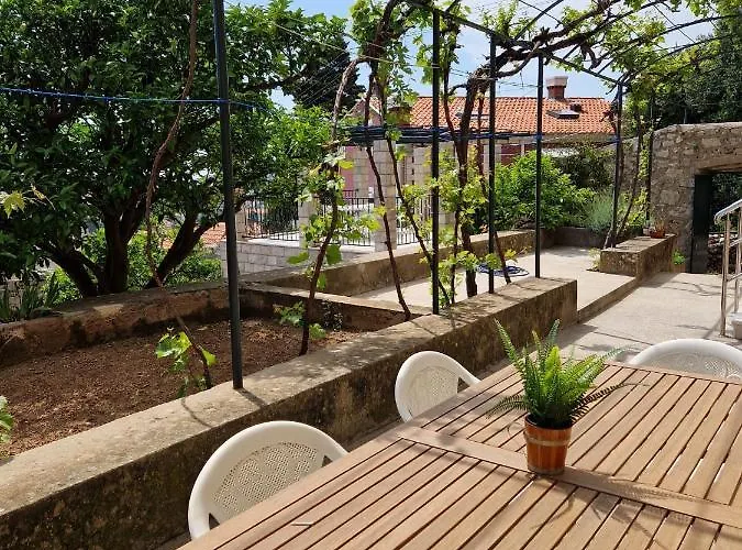 Vera Apartament